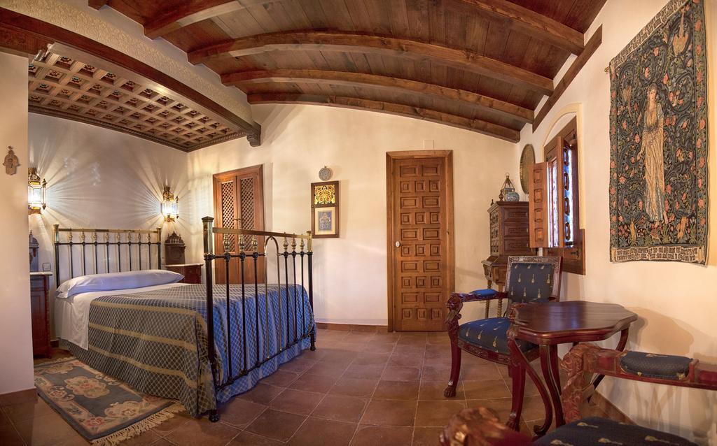 Hospederia Casa De La Torre Pensionat El Toboso Rum bild