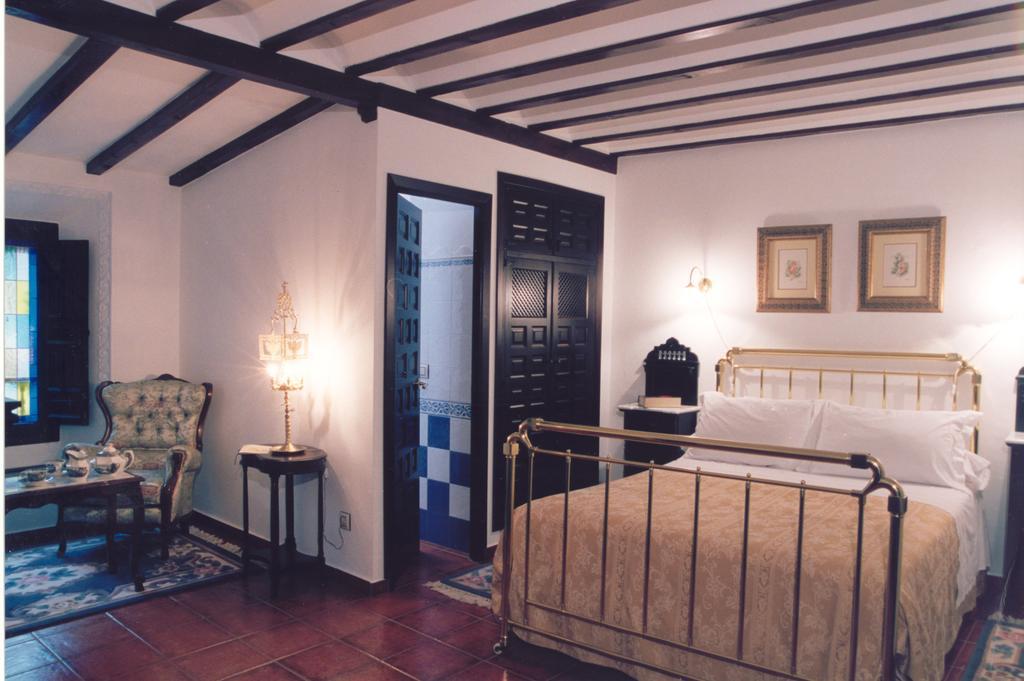Hospederia Casa De La Torre Pensionat El Toboso Rum bild